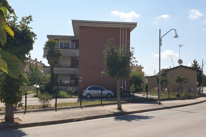 Grande appartamento in via Roma