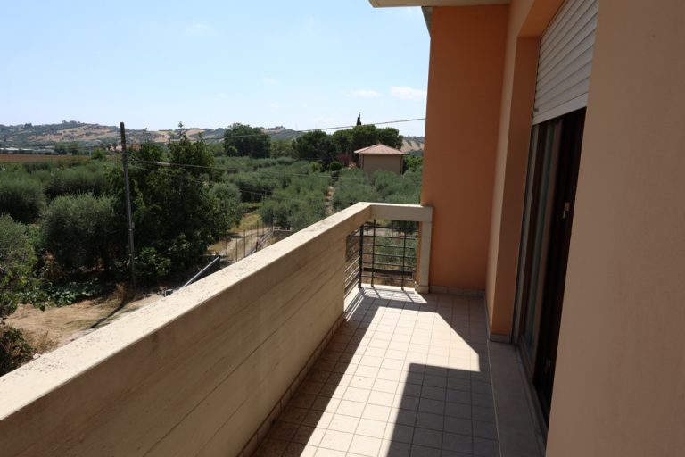 Appartamento residenziale da ultimare internamente - Immagine 10