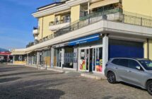 Nereto locale commerciale ottima visibilità - Immagine 2