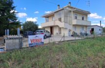 Casa singola con 2 abitazioni - Immagine 1