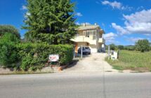 Casa singola con 2 abitazioni - Immagine 2